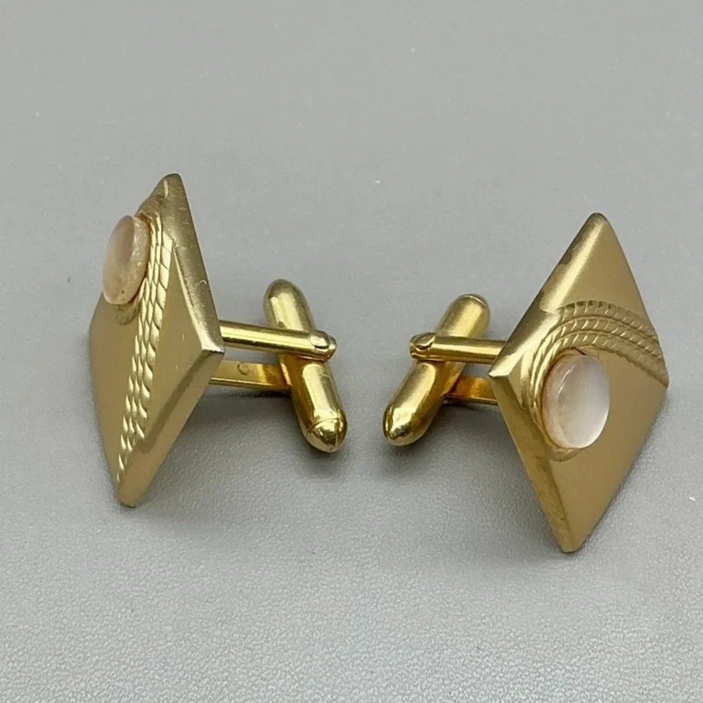 SWANK Vintage Gold Tone Square Mother of Pearl Mens Cufflinks MCM